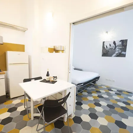 Eclectic In Trendy San Lorenzo Apartment *